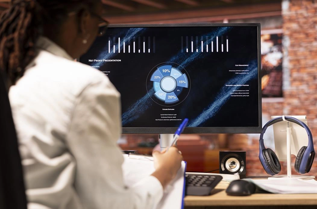 Advanced Big Data and Data Analytics