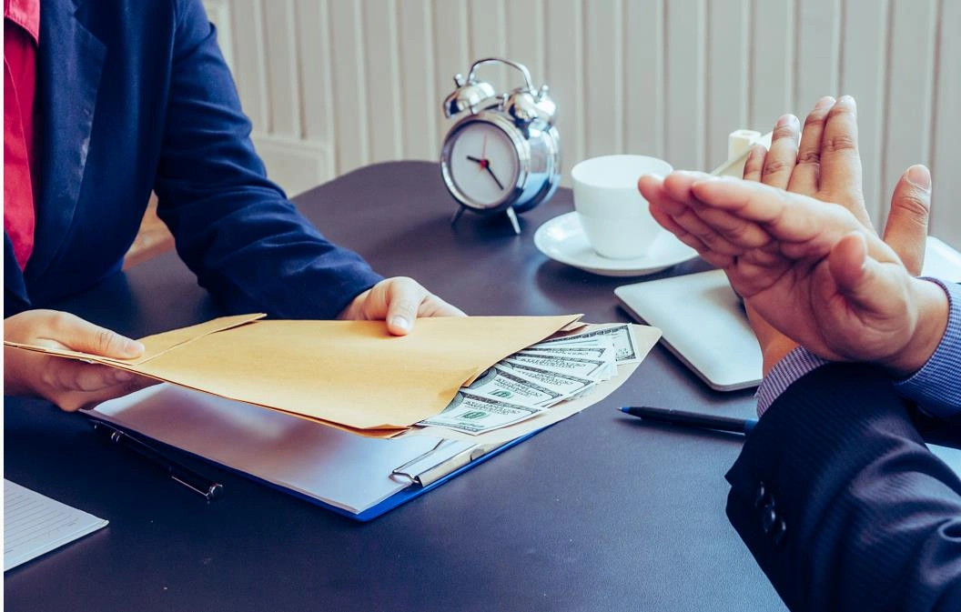 Controls and Principles of Administrative Contracts and Tenders and their Problems