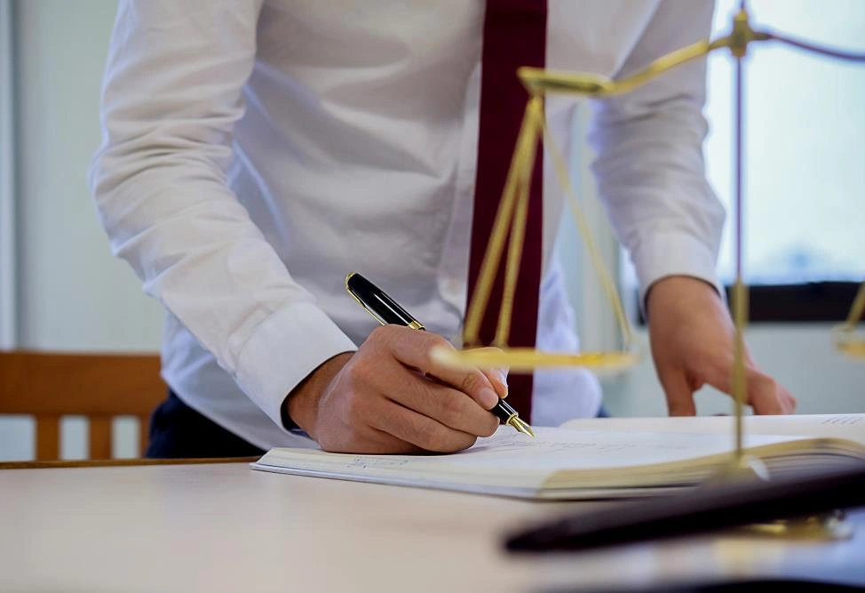 Principles and Ethics of Pleading and Methods of Drafting Memorandums, Pleadings and Reports