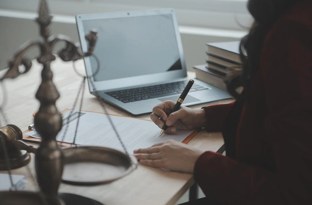 Scientific Foundations for Drafting Engineering Contracts